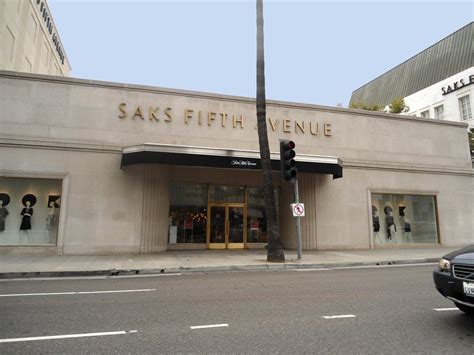 saks fifth avenue wilshire blvd.